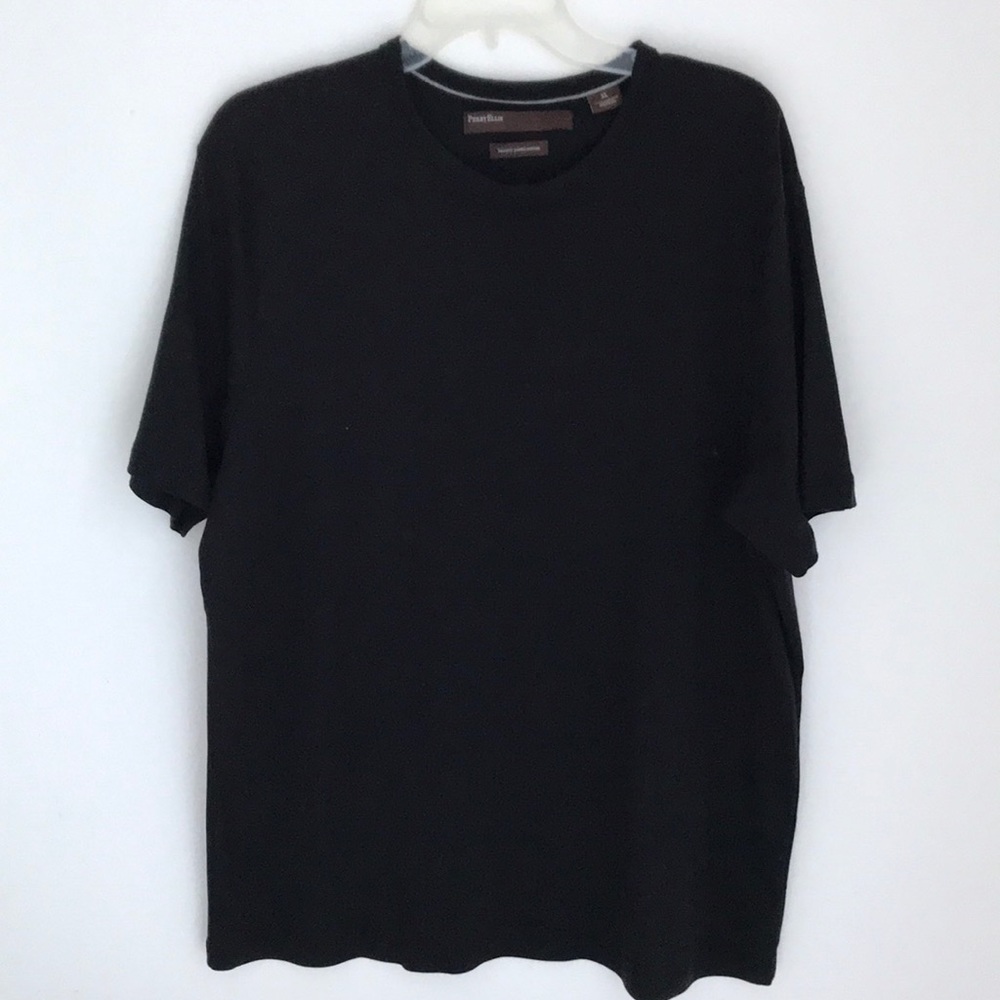 Perry Ellis black tee